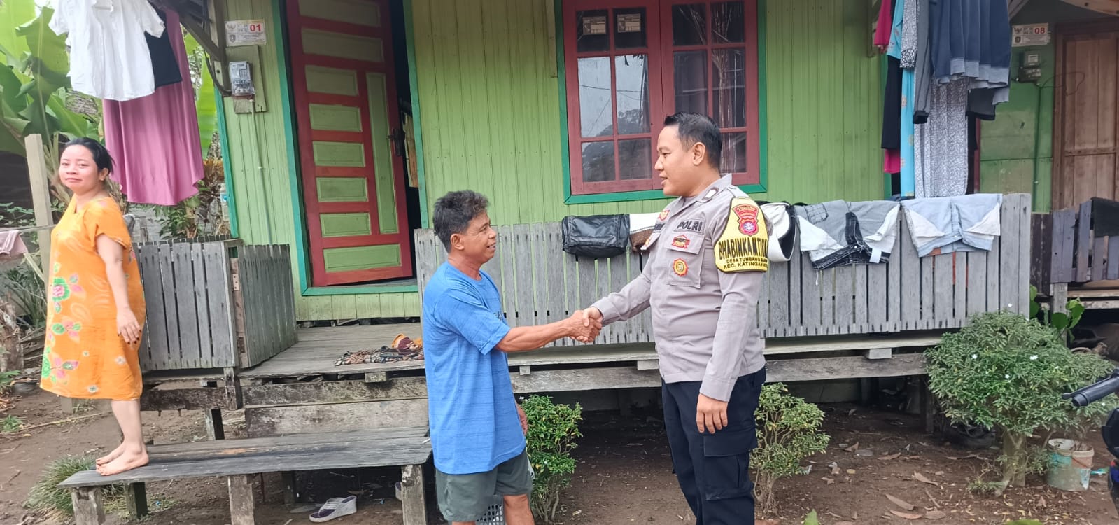 ‎BHABINKAMTIBMAS POLSEK KATINGAN HULU SAMBANGI WARGA.