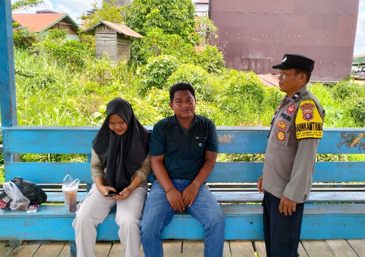 Perkuat Kamtibmas, Polsek Katingan Tengah Sambangi Warga